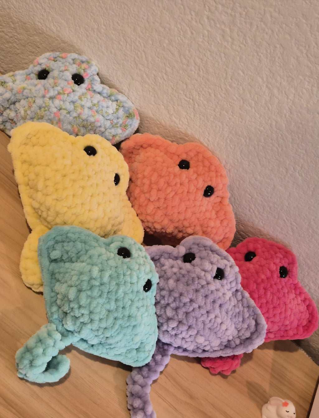 Mini Stingray Plushie